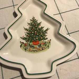 Pfaltzgraff candy dish; christmas/holiday